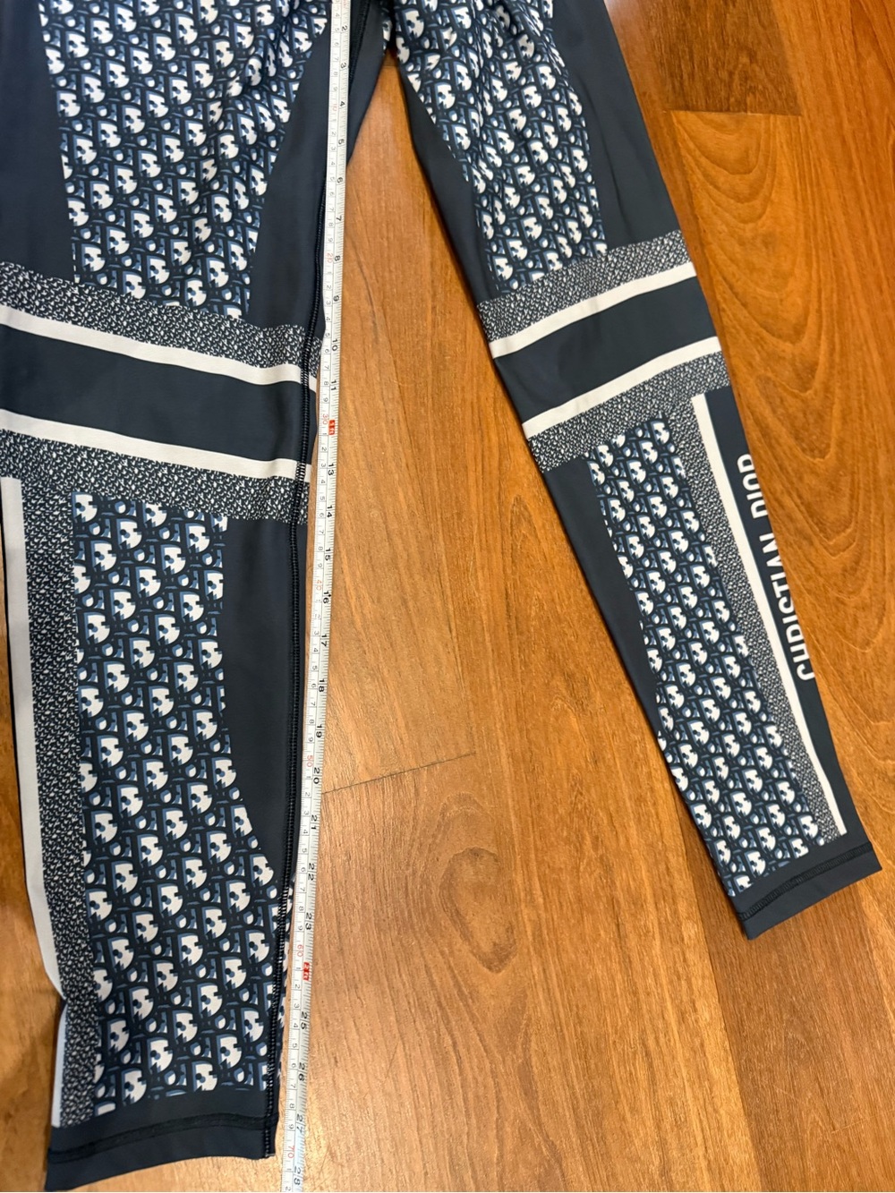 Dior Navy and White Logo-Pattern Girls' Leggings. BNWT. Never worn. - Picture 9 of 11